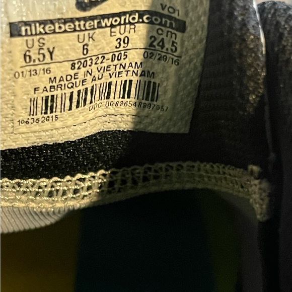 Nike Kobe Bryant shoes‎ youth size 6.5 EUC black/gray - Picture 11 of 13